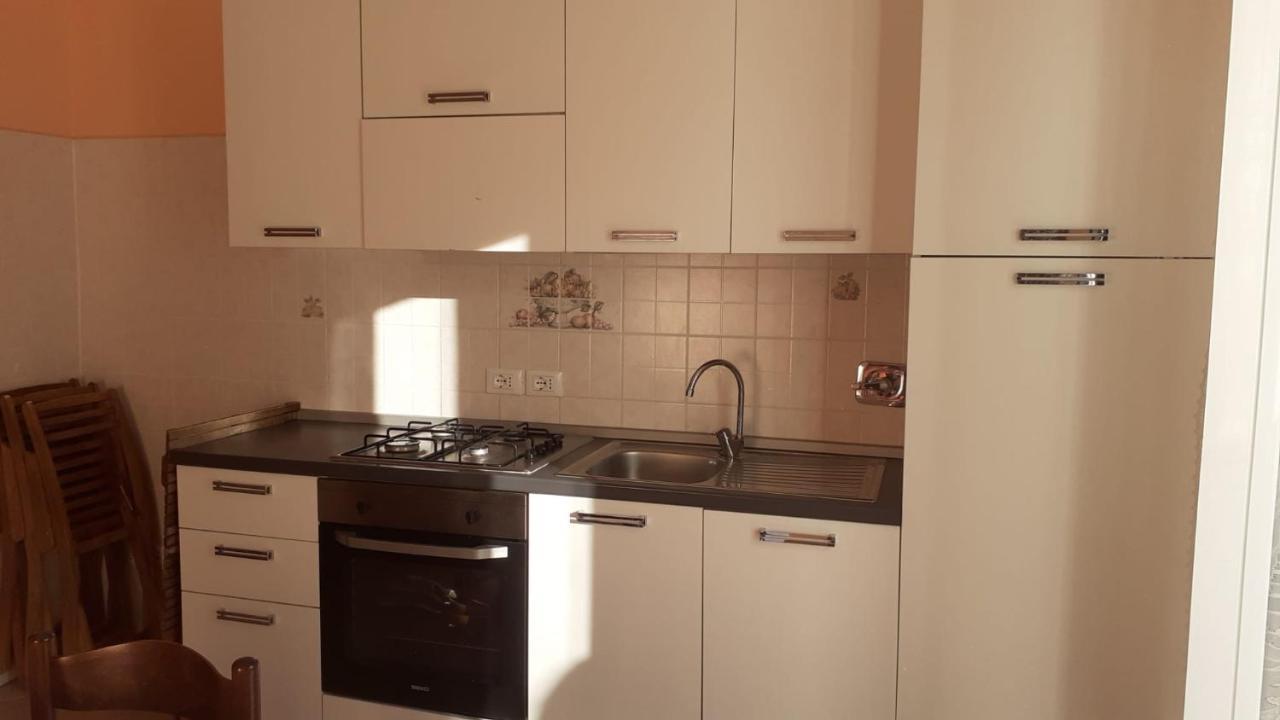 I Cognati Apartment Montalto Ligure Luaran gambar